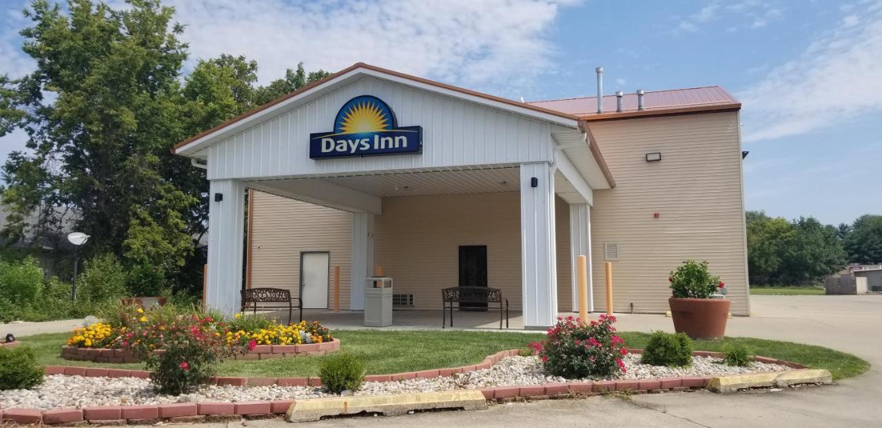 Days Inn By Wyndham Springfield Exterior foto